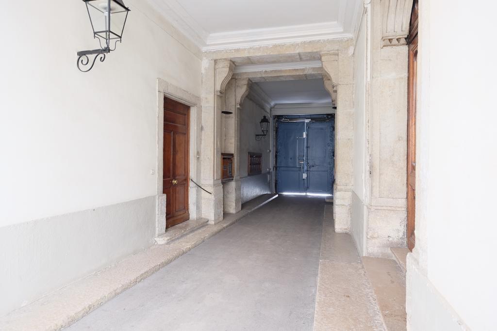 Honore - Suites Bellecour Лион Экстерьер фото